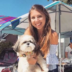 Meet your Posher, Lina